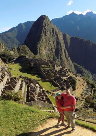 Couple hiking Machu Pichu