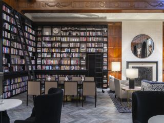 Heathman Hotel Library